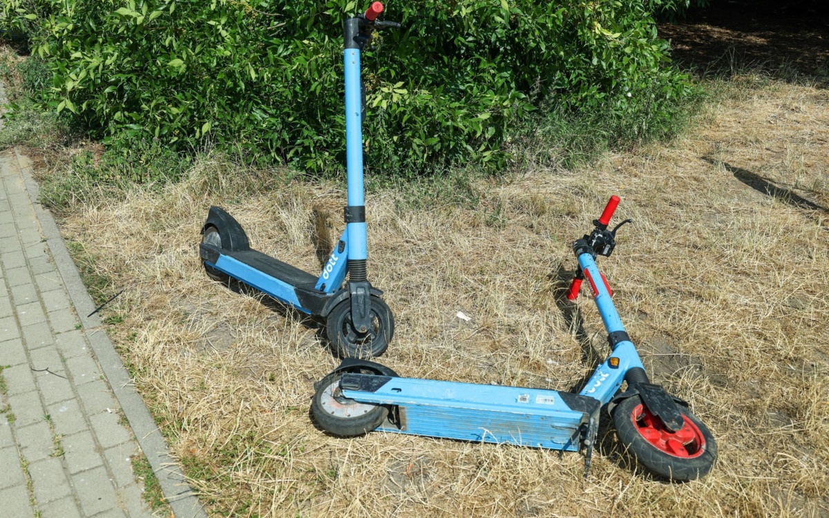 Rząd bierze się za e-hulajnogi i "rowery elektryczne" - zaczną znikać z ulic!