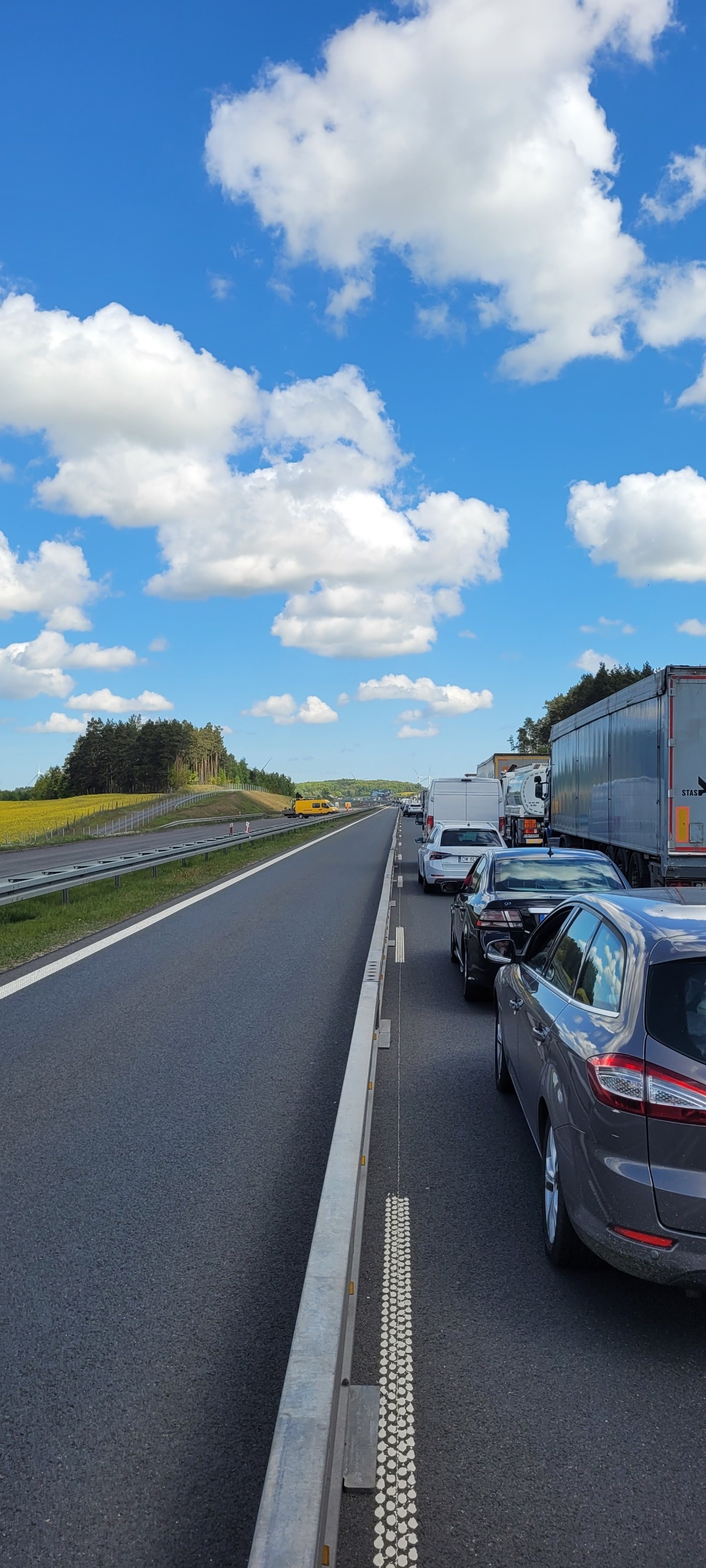 25cc7641-8aa2-4e8e-afda-f3ac68f4b12f