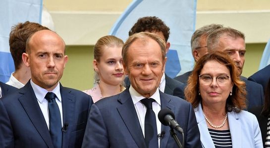Sondaż po powrocie Tuska: KO przed Polską 2050