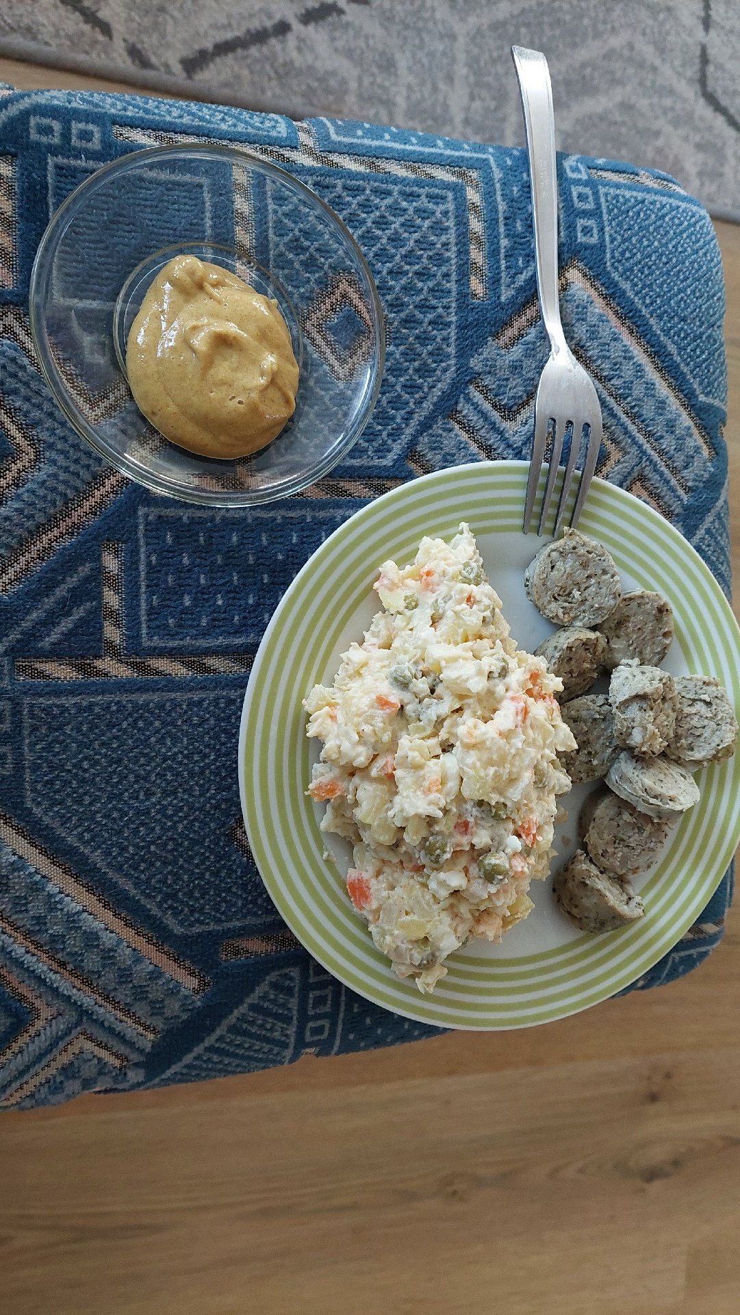 d3d9bd3c-9f01-4014-8418-3b479e153068