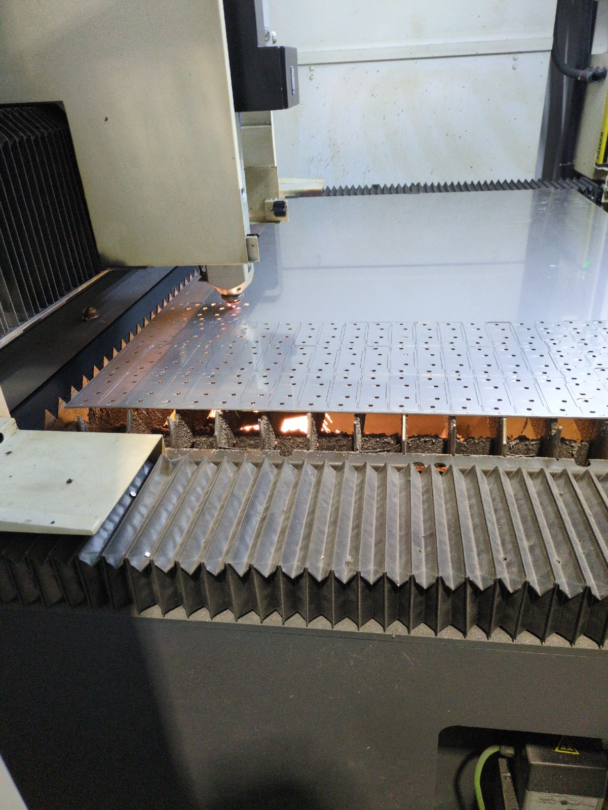 7db72511-3a80-4ef9-b8a5-fd23954114ac