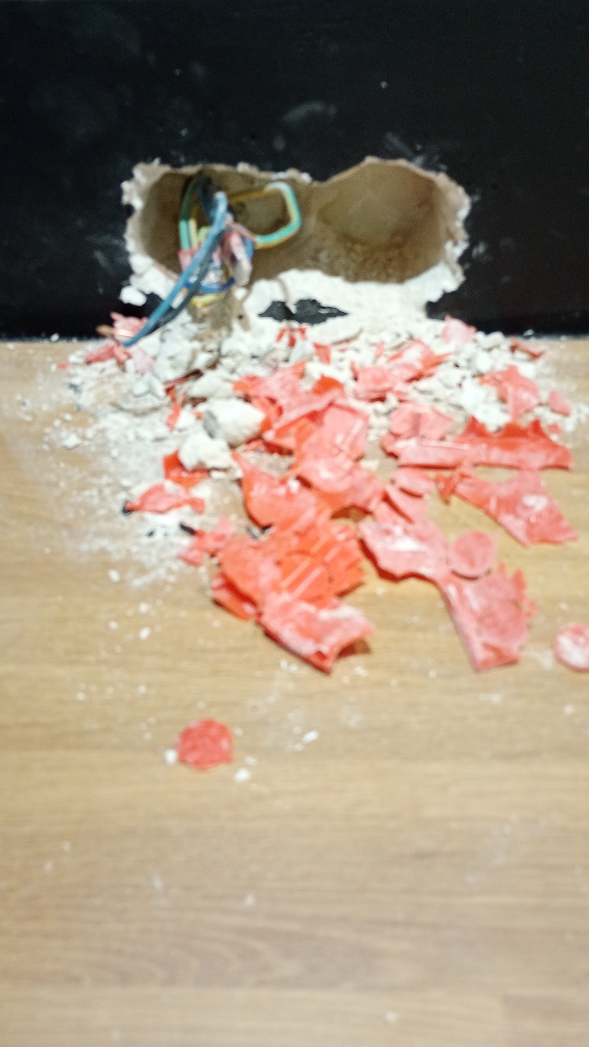 97876c20-c0a8-46bf-a3c0-4826c4e1377e