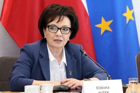 Elżbieta Witek o "nieuprawnionym działaniu USA i Izraela"