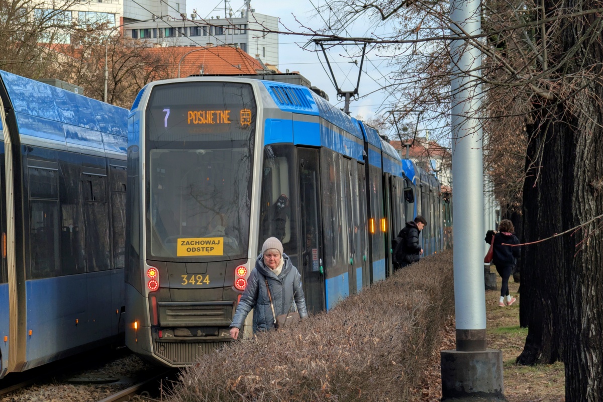 099b7e29-778e-4091-9e5b-344b2719ad41