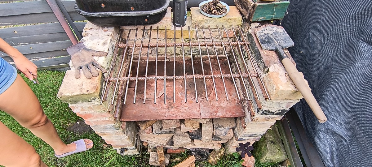 ba2cc818-350c-4e98-b13a-cea7b38c5a8f