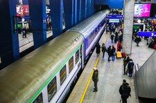 Orkan paraliżuje ruch pociągów. Niemal 600 składów opóźnionych