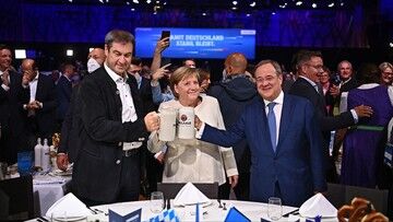 Sondaż: Niemcy nie będą tęsknić za Merkel. "Kiedy została kanclerzem nie było jeszcze iPhone'a"