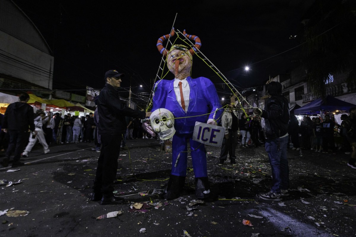 "Palenie Judasza" w Meksyku. Spłonęły kukły Trumpa, El Mencho i służby ICE