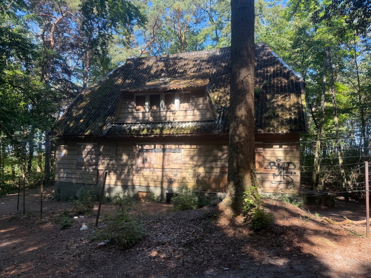 eb2adc4b-8c38-4747-b5f7-5c0de48d2633