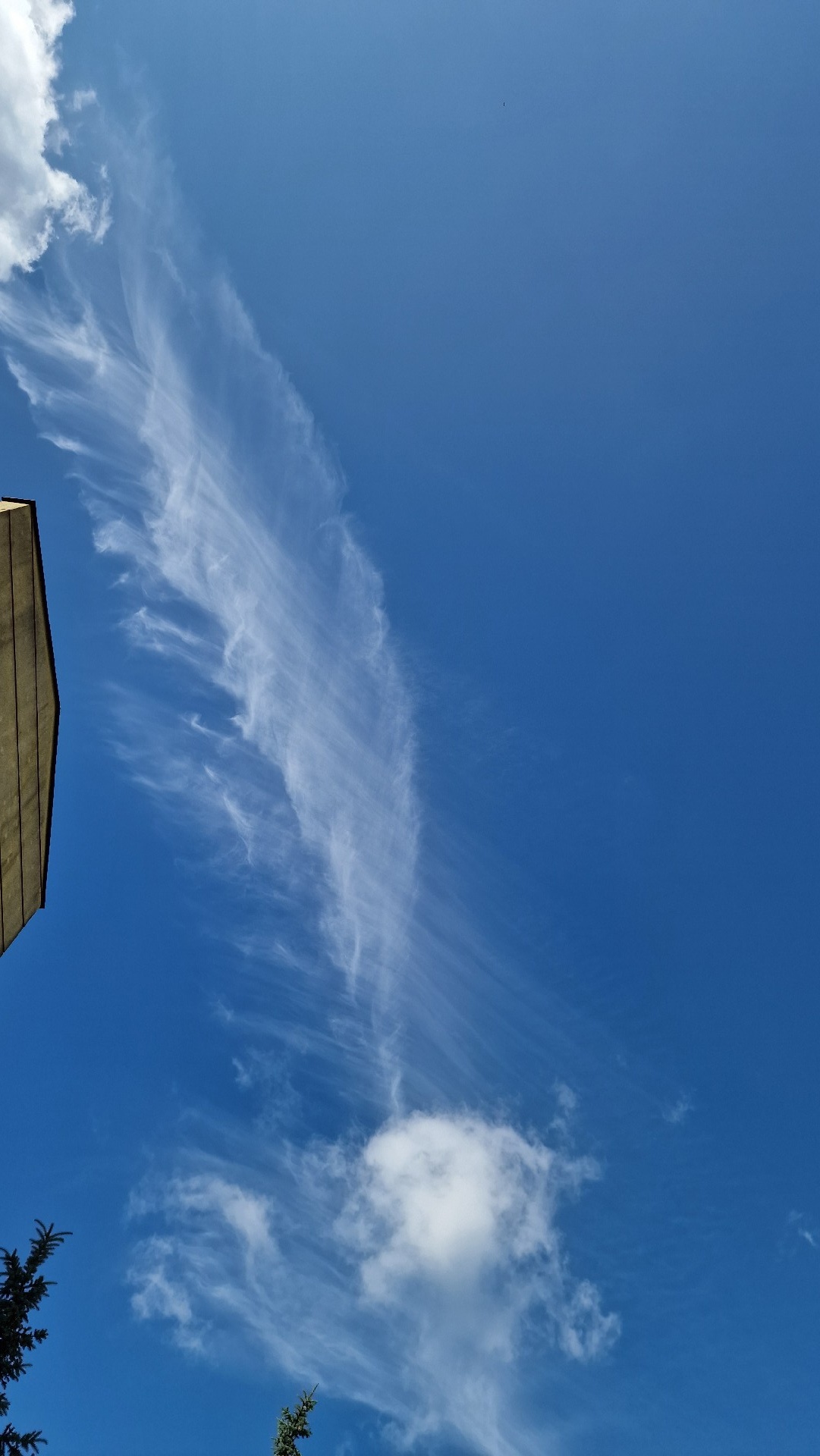 f1e2a2f7-f8a6-4774-8ce1-656fc83f0fc1