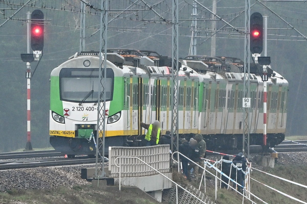 Tory miały być wysadzone telefonem. Jeden ładunek nie zadziałał.