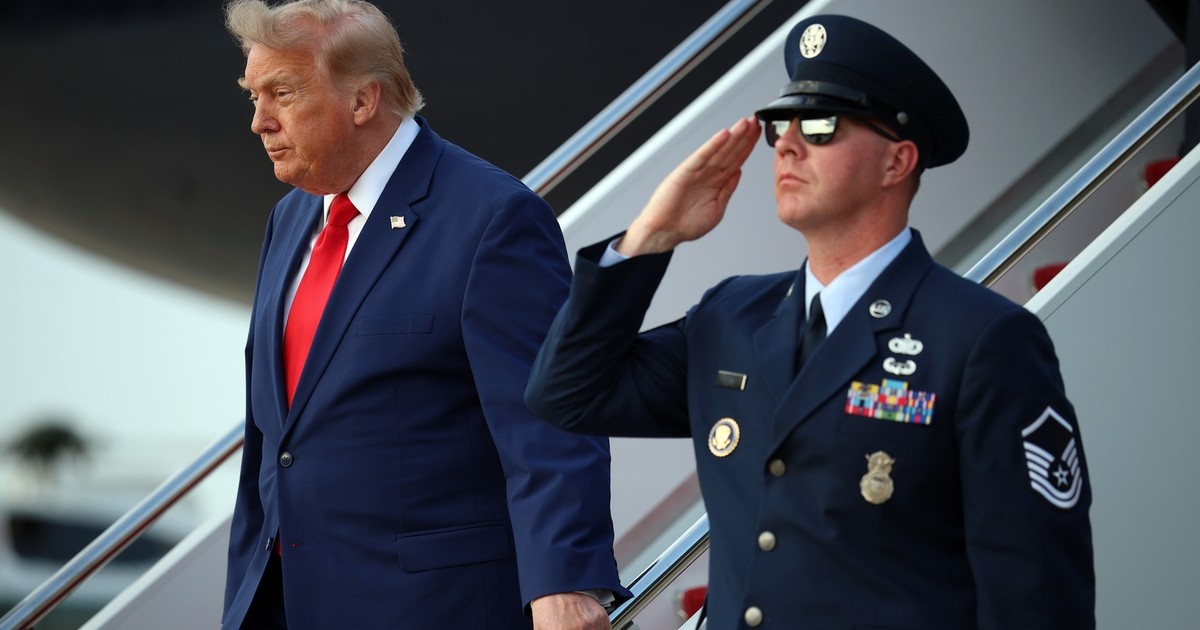 Atak Hutich na Morzu Czerwonym. Donald Trump grozi surową reakcją