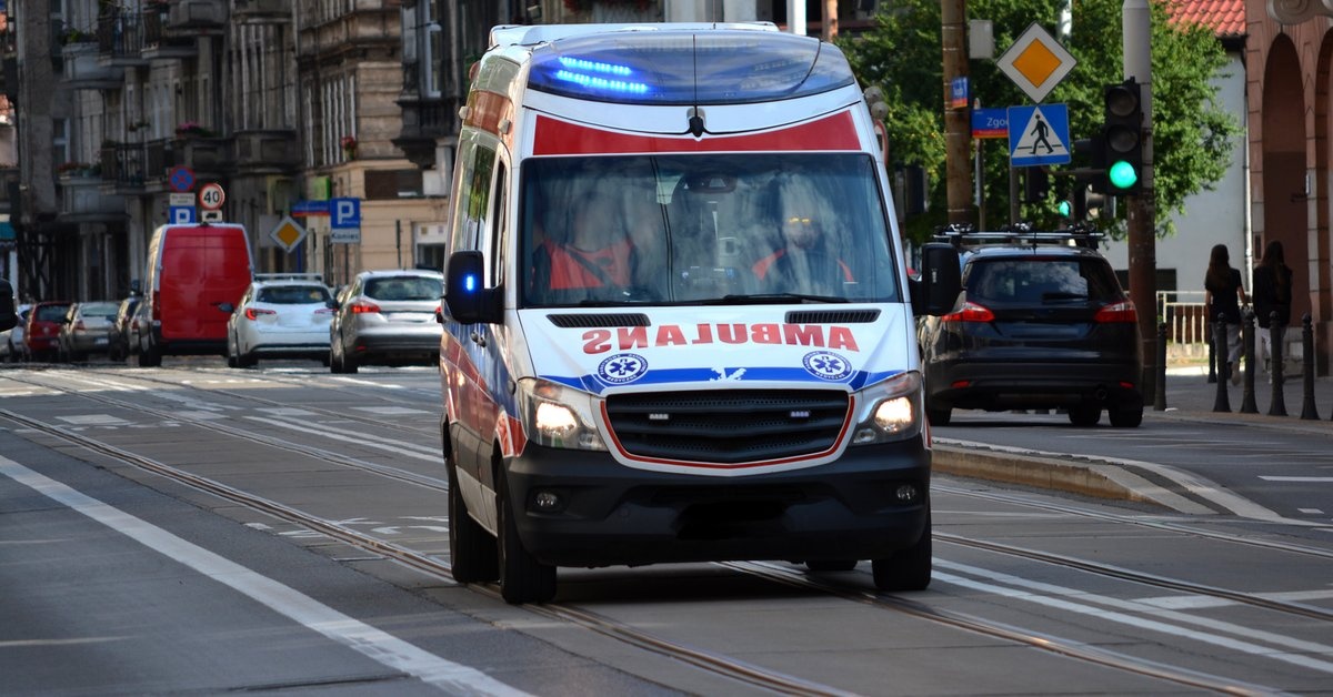 Brutalny atak pacjenta w szpitalu. Dziewięć osób rannych w Legnicy