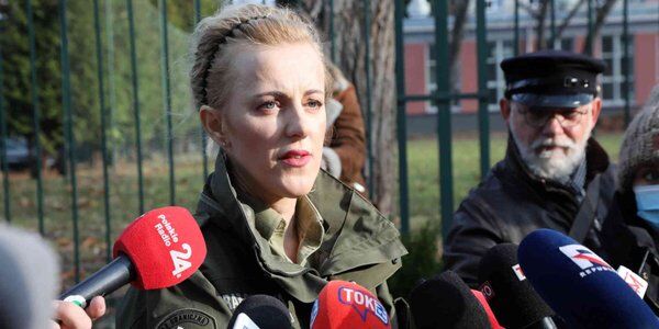 Straż Graniczna: 50 osób wdarło się do Polski. Pięcioosobowa rodzina została