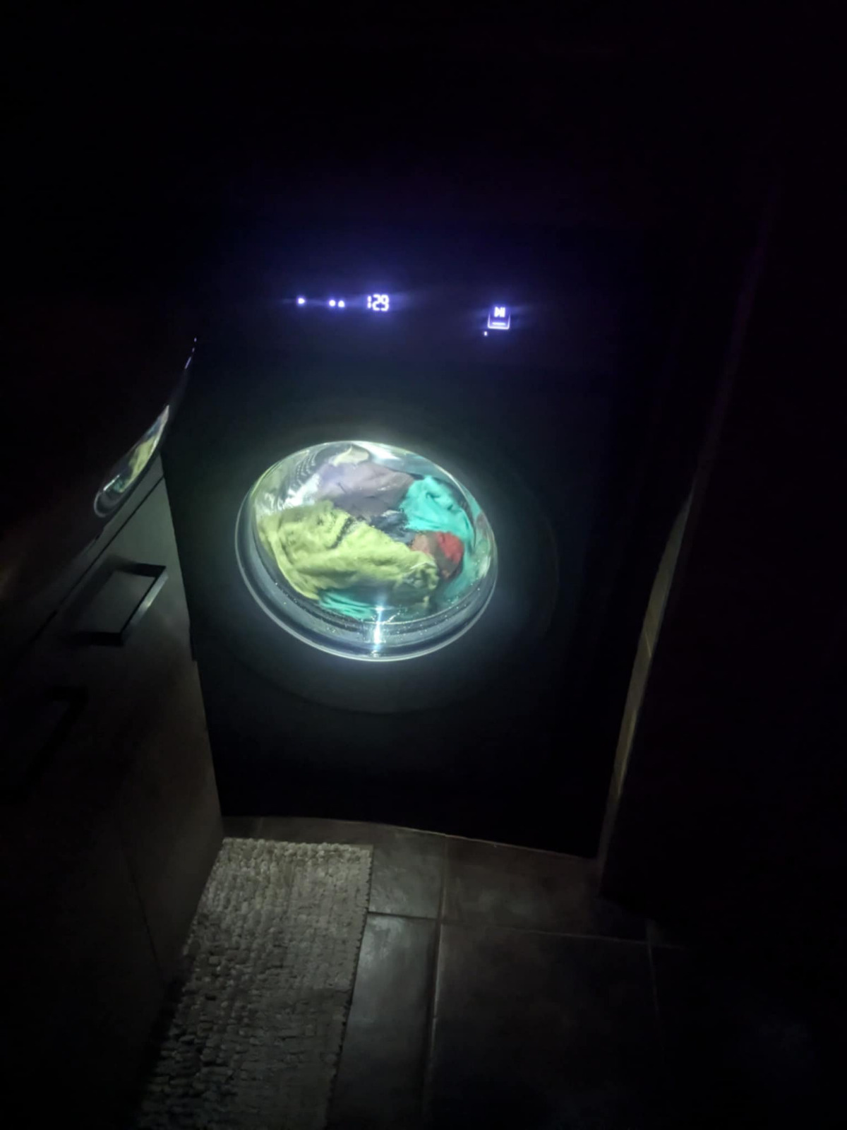 78c75eff-a61b-48f4-bd39-5997d93e8ce6