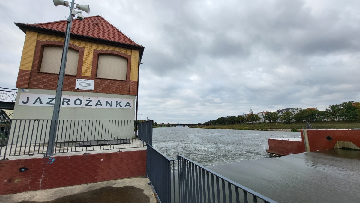 89aefb8b-a6f9-448e-8b75-df2661570504