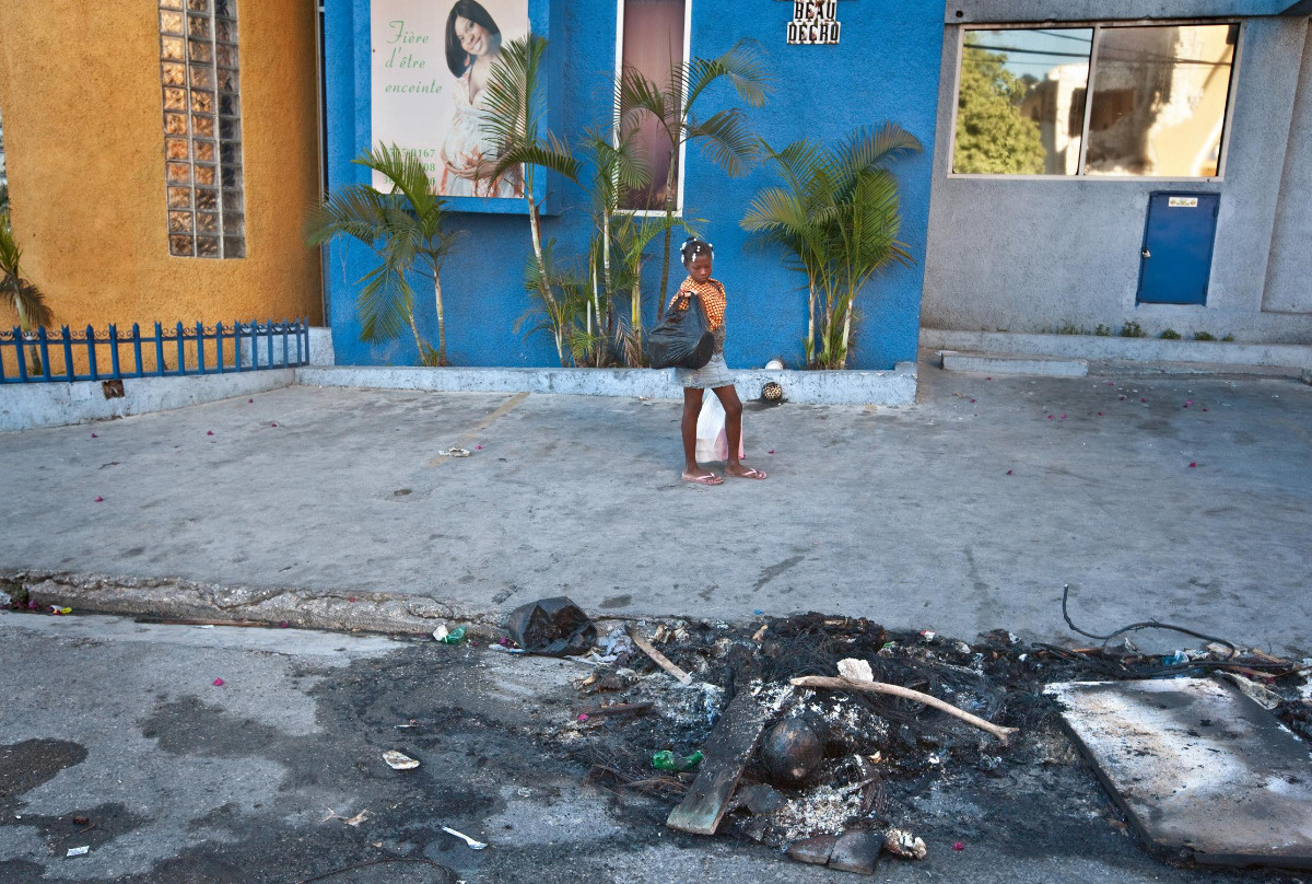 ae7e69d6-9a04-4194-a536-c2160edf947b