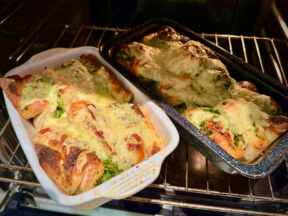 b6958f52-6603-4fff-8d6c-1ee2caf40484