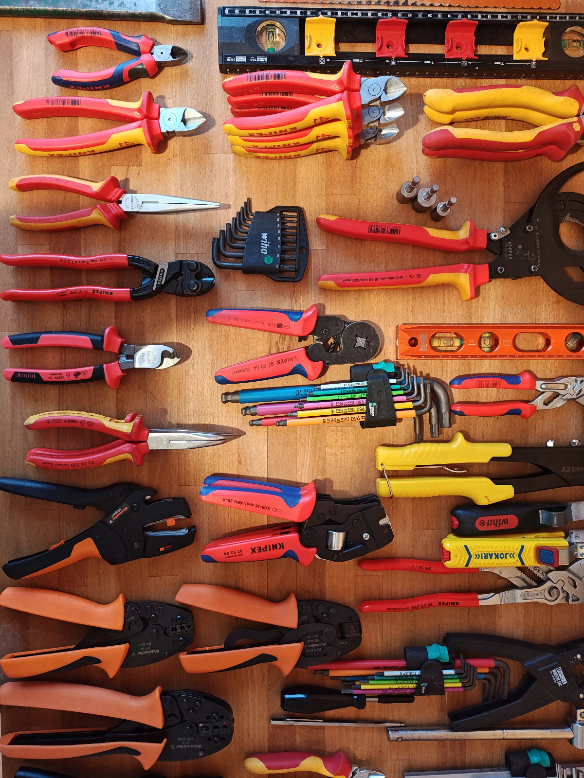 190abe1e-30fc-4cb5-9ffc-b36b9699175d