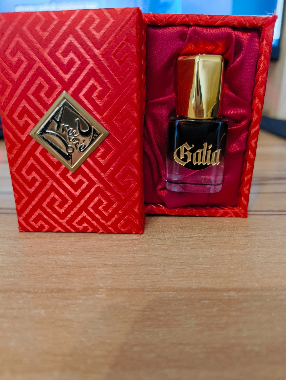 d3b3032e-96f0-45a7-b637-541140824b84