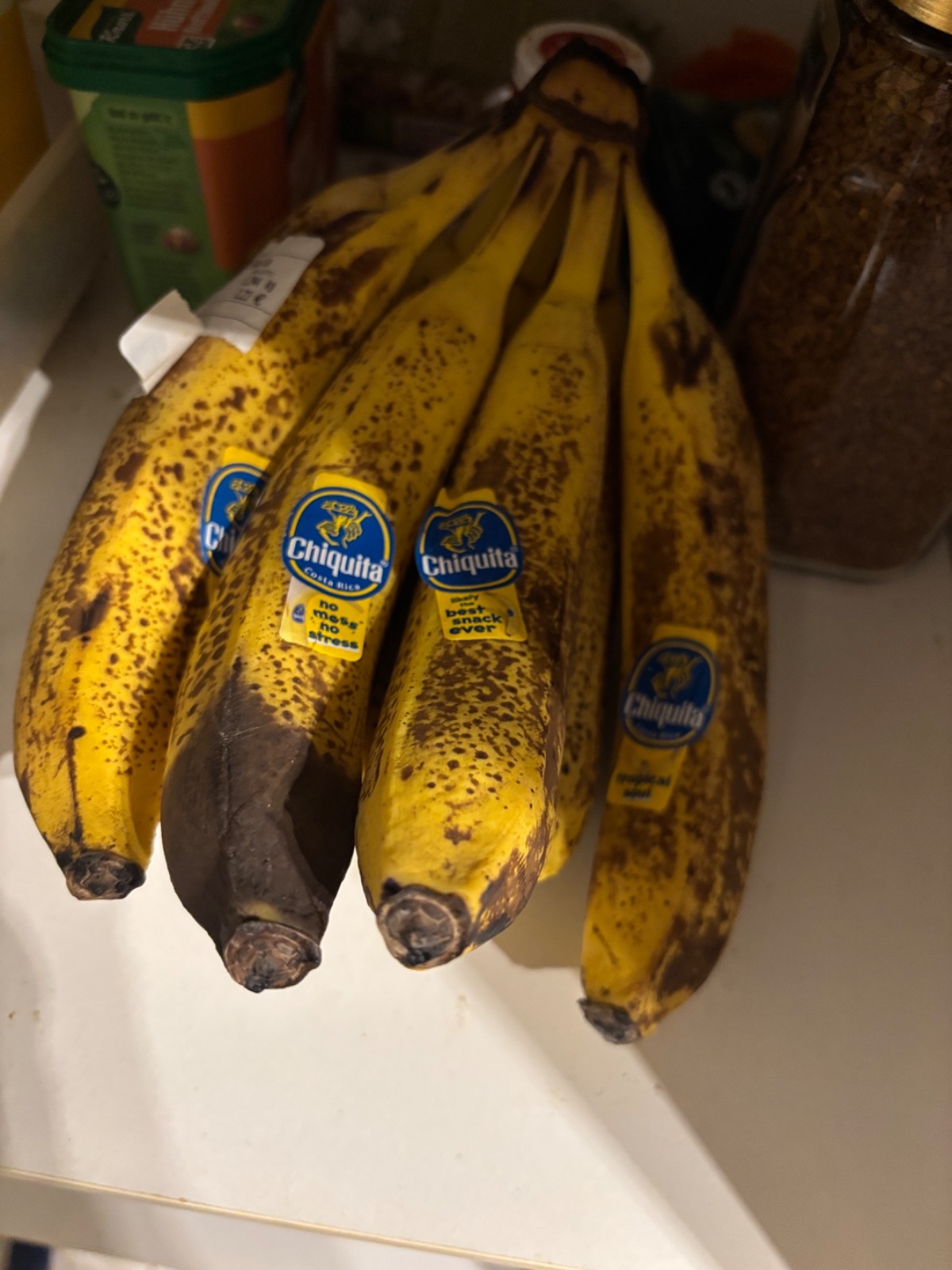 7a43cd7f-1180-4e26-a433-e384b275f3f4