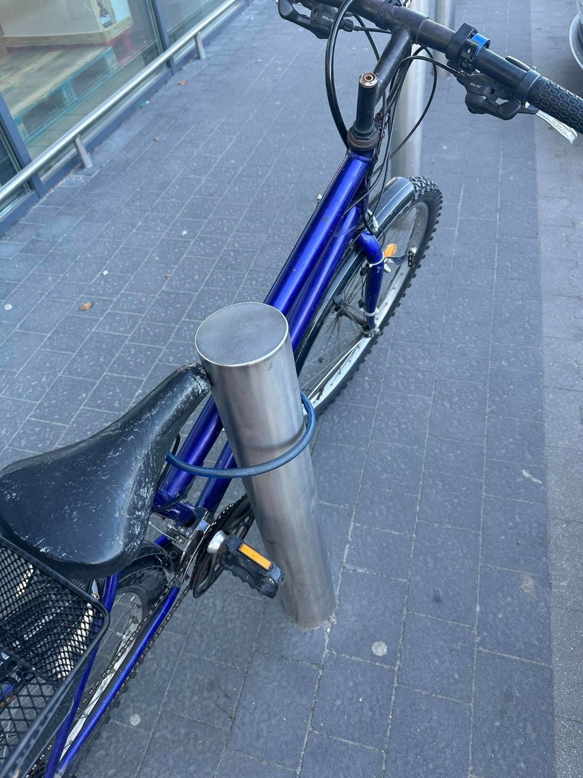 9bbbad09-283c-4a34-80c0-6e68a44fe5cf