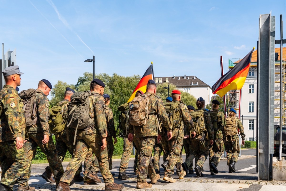 W Niemczech dłuższy wyjazd mężczyzn za granicę tylko za zgodą Bundeswehry
