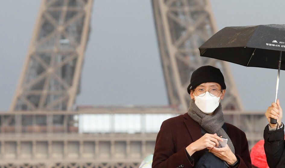 Od środy we Francji łagodzenie restrykcji. Zmiana zasad związanych z maseczkami i pracą zdalną