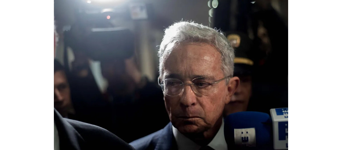 Były prezydent Kolumbii uznany za winnego oszustw procesowych i przekupywania świadków