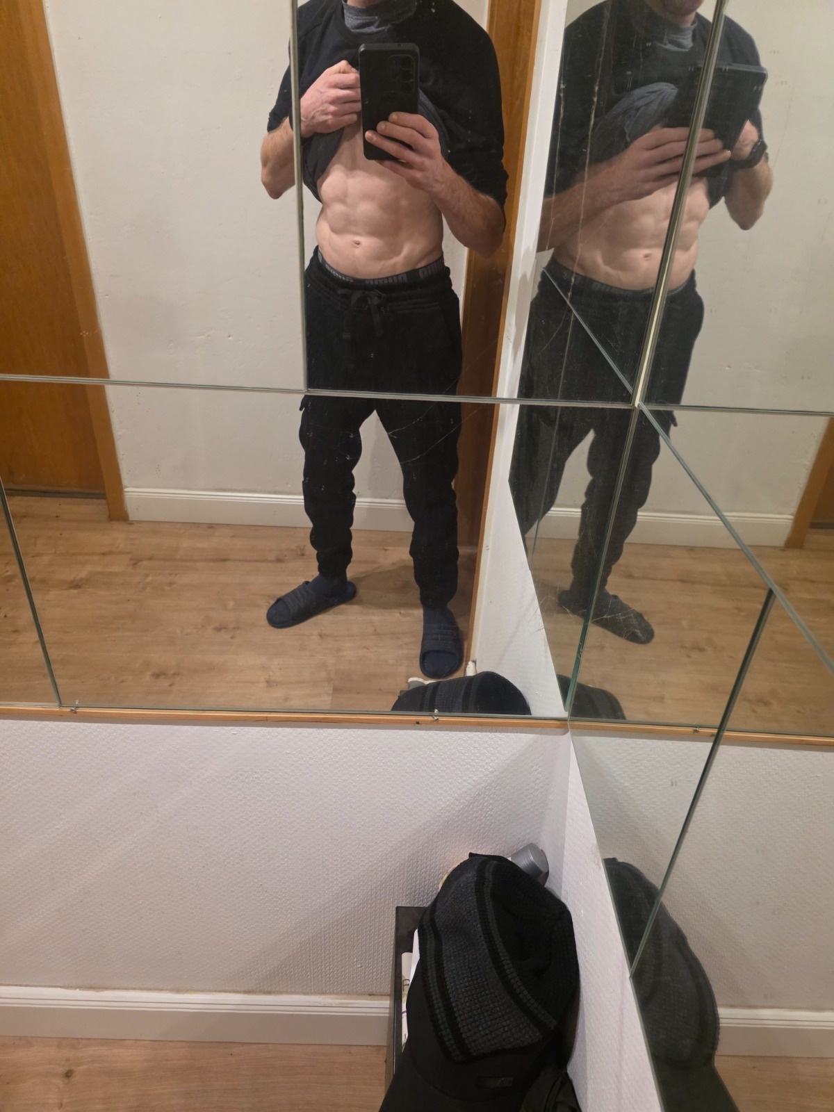 ebc50543-4b9c-40d2-822a-9e52f8ae58fa