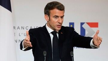 Prezydent Francji w kwestii szczepień: moja wolność kończy się, gdy zabieram ją innym