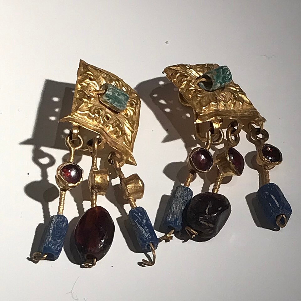 ee16ae25-5444-4a15-9b5d-50dde9b4fa67