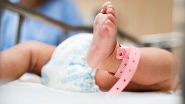 Belgia. Media: pierwszy przypadek tajemniczego zapalenia wątroby u dzieci