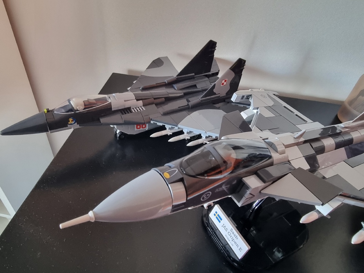 28a55f09-a6c2-4b62-a8e4-977ca61144f8