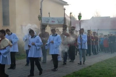 cfec40b4-c28f-4243-92af-2745913a452c