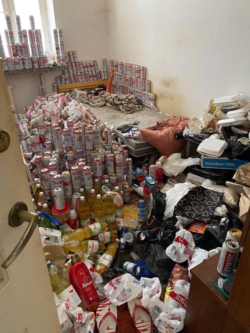 1889bc8c-f3a2-4575-bedb-57067137b08b