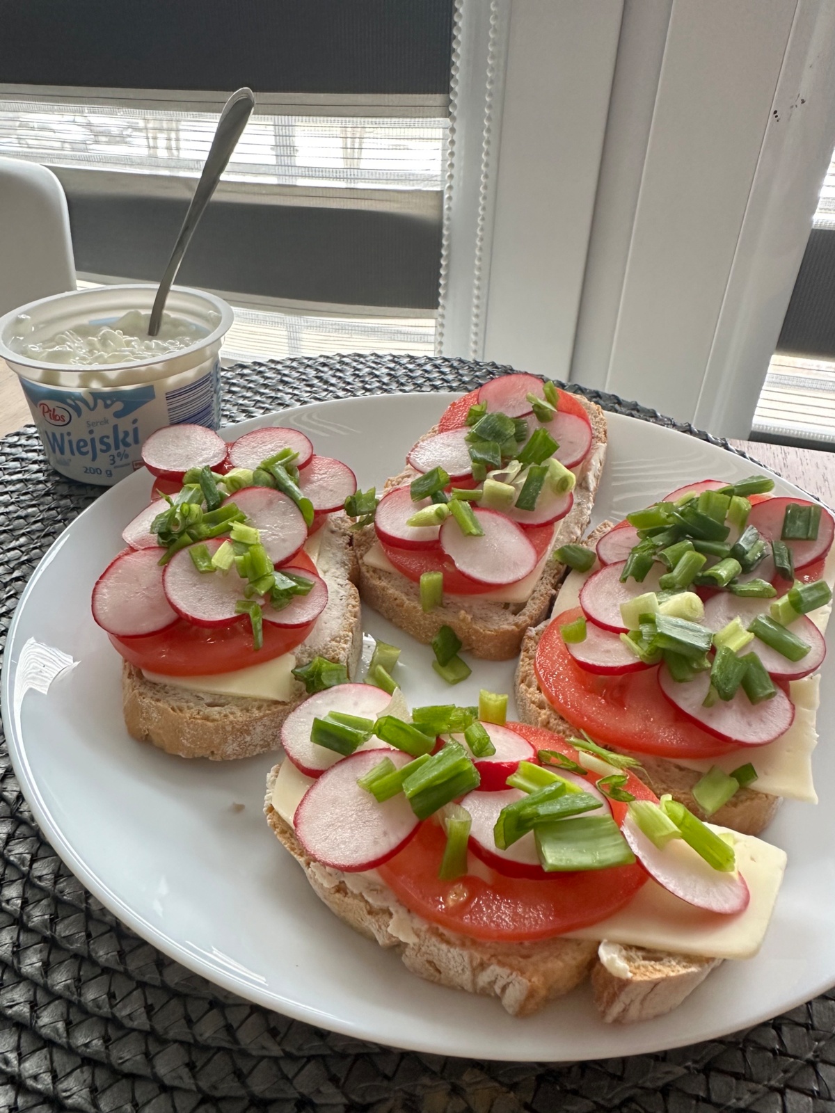 c599e7b6-2487-42e7-962b-bd914322dd6a