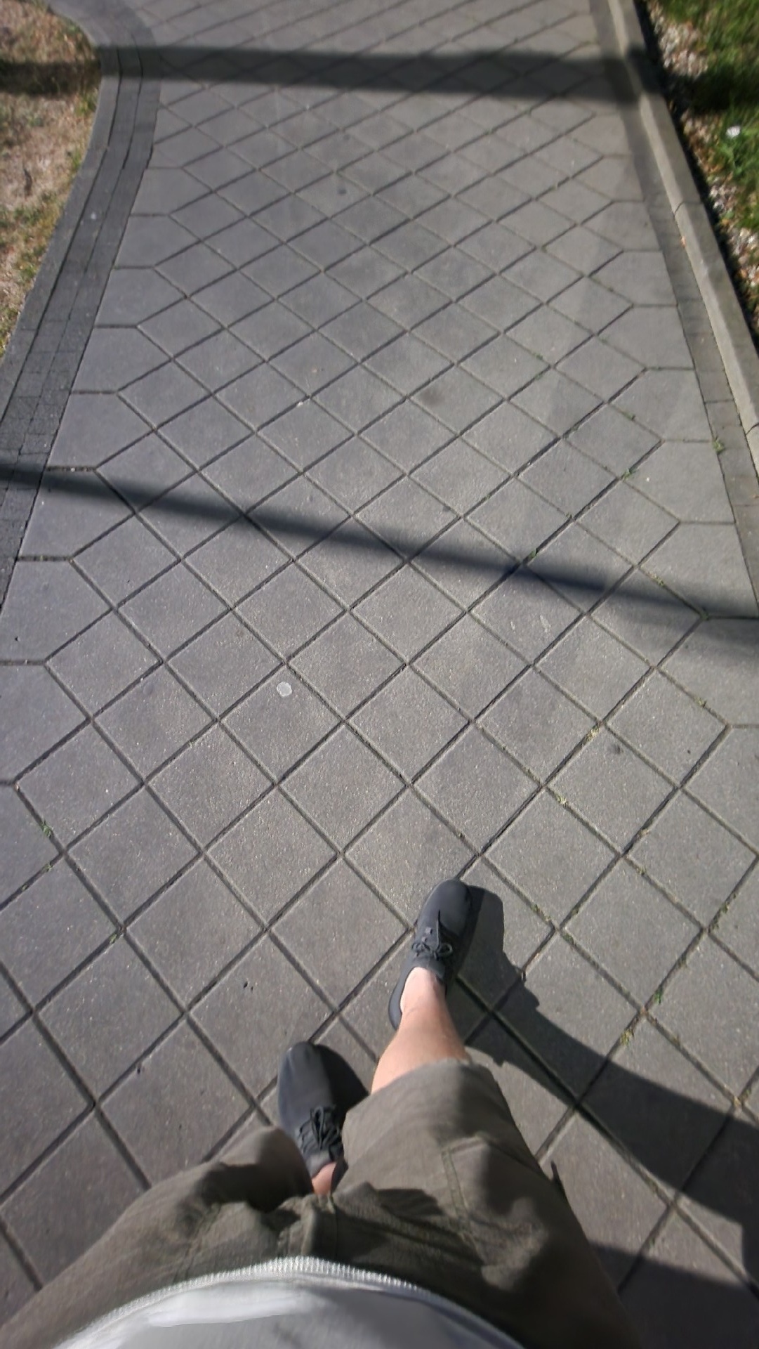 da405e64-729e-4f42-acd2-cd90123b8d94