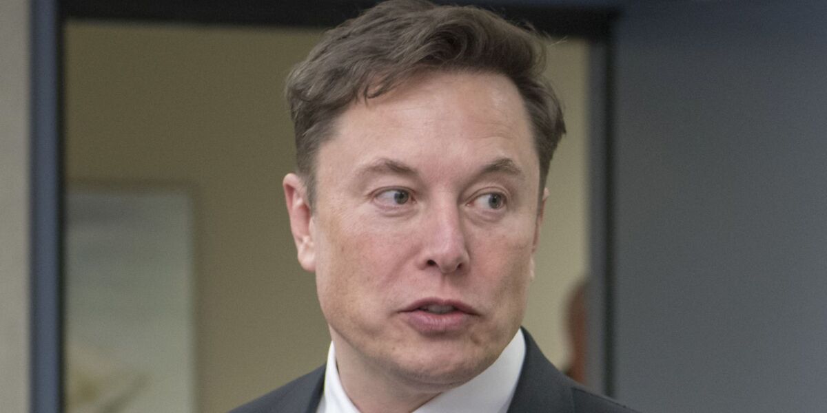 Pozwany w sprawie Twittera Elon Musk chce go kupić CAŁEGO