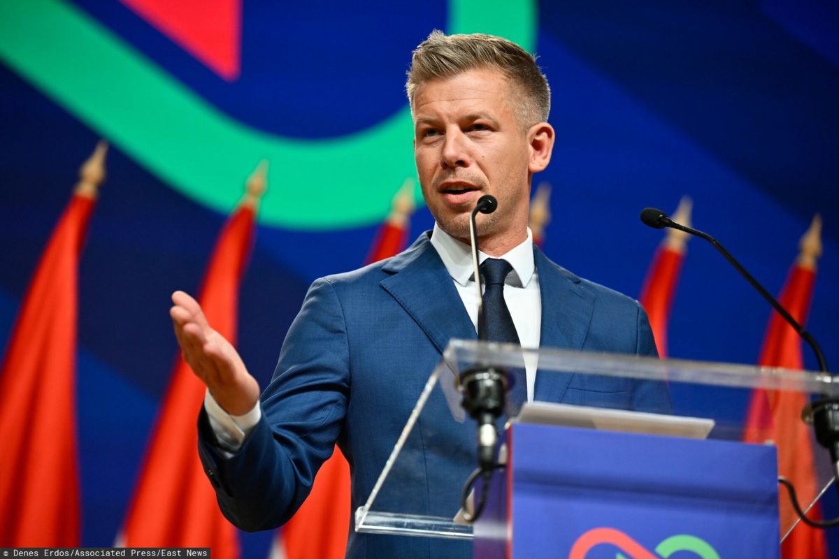 Magyar: oligarchowie Orbana uciekają z kraju. Wyprowadzają z kraju "skradzione dziesiątki miliardów forintów"