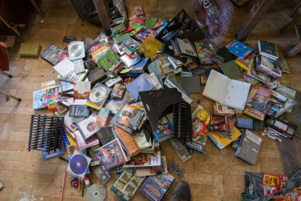 Opuszczona chatka gracza komputerowego?