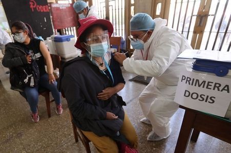 CDC: Na milion szczepień - dziesiątki zapaleń serca