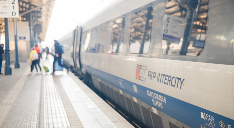 PKP modernizuje kolejne dworce. Mikołów, Lubliniec i Szamotuły z nowymi projektami