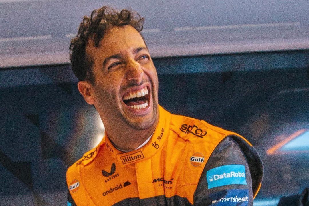 e1f2bfba-930a-4333-ba00-556d6dbea882