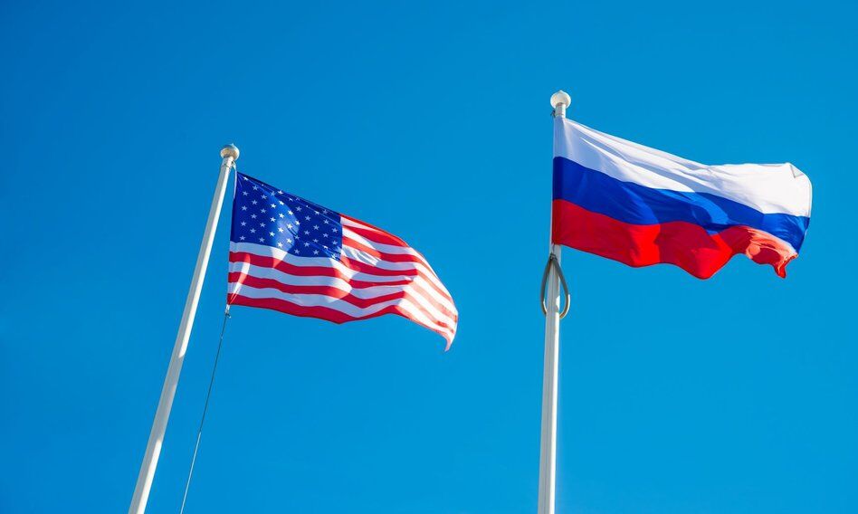Ambasada USA w Rosji redukuje personel i ograniczy wydawanie wiz
