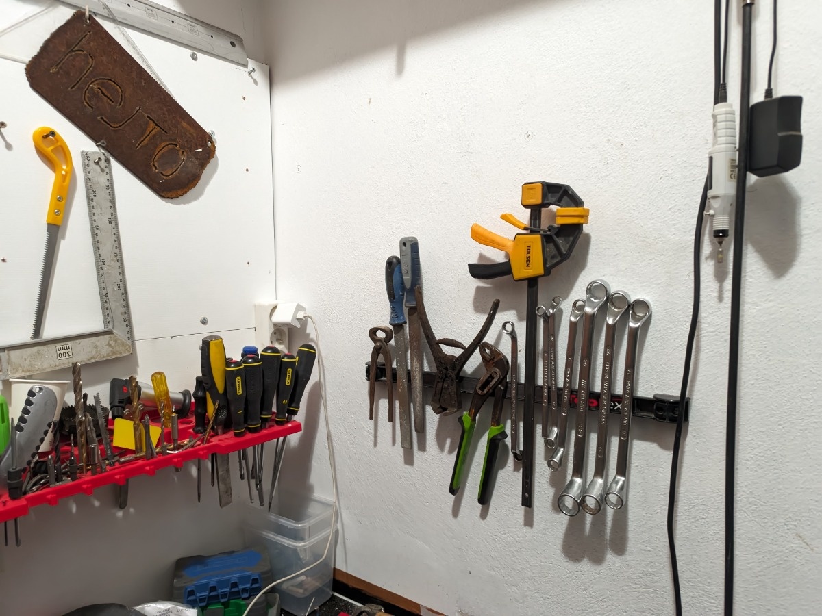 a6f0d895-de55-4f97-968f-84a73cef3ccc