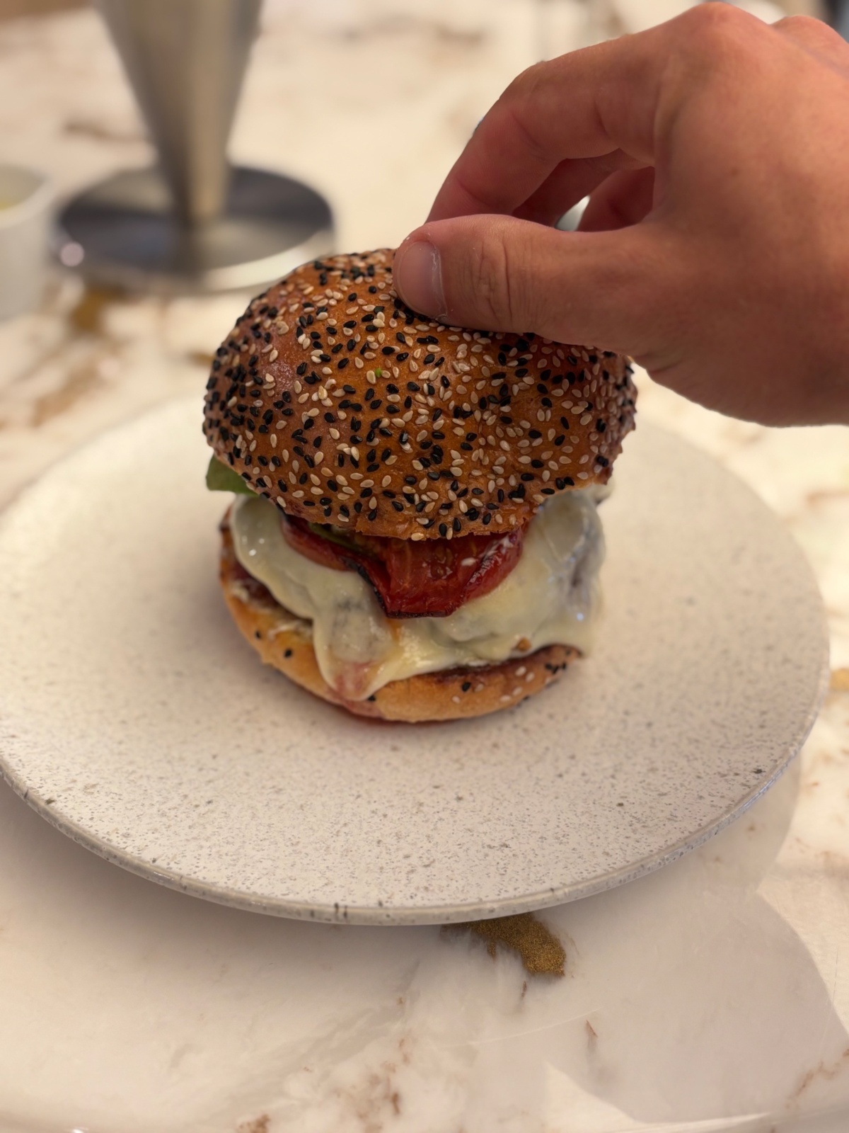 7ff30716-cb2e-488d-8ff2-dd1de64fee3d