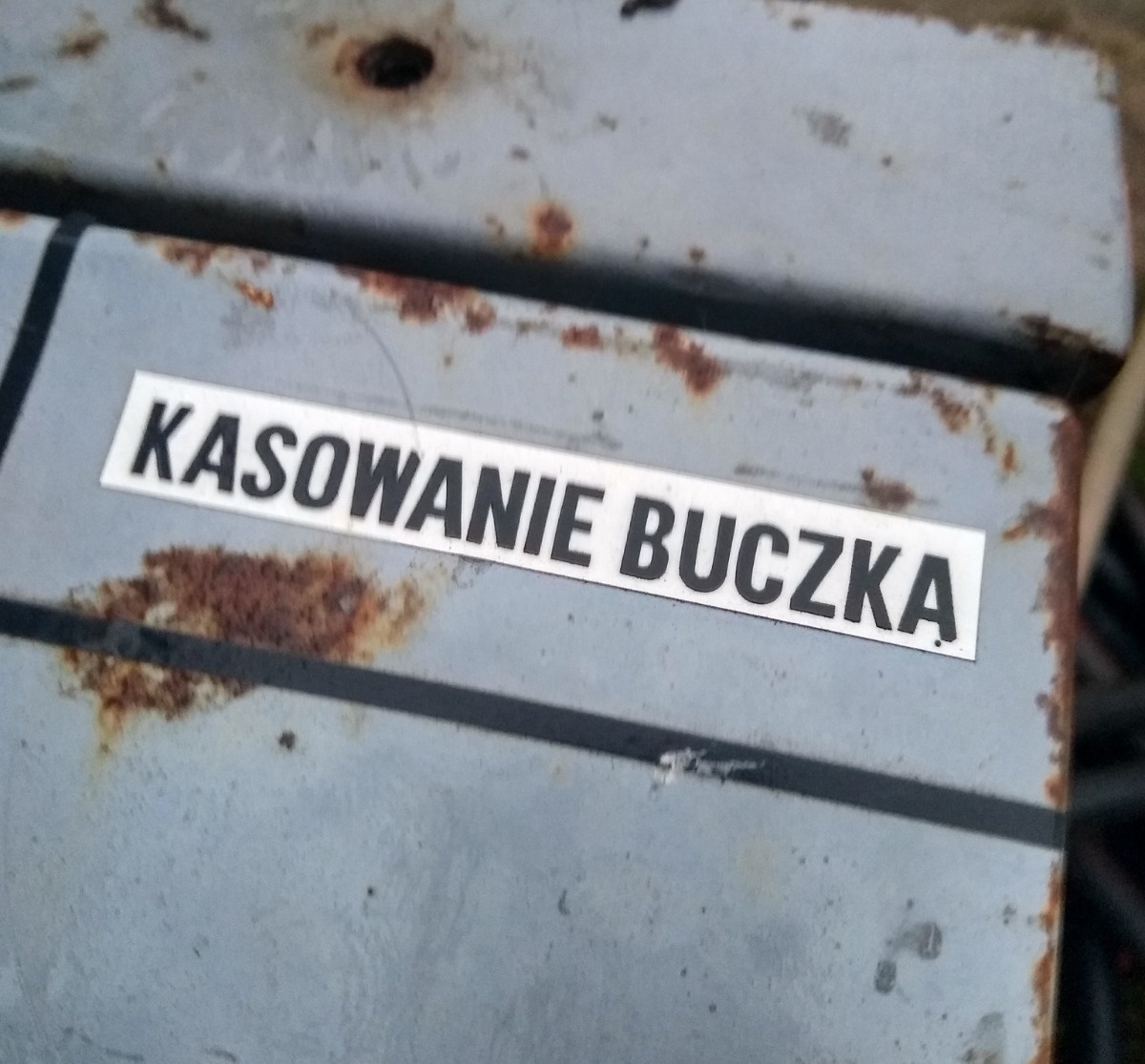 e6c73f2e-1e99-42e4-a61f-b4bef8cf6900