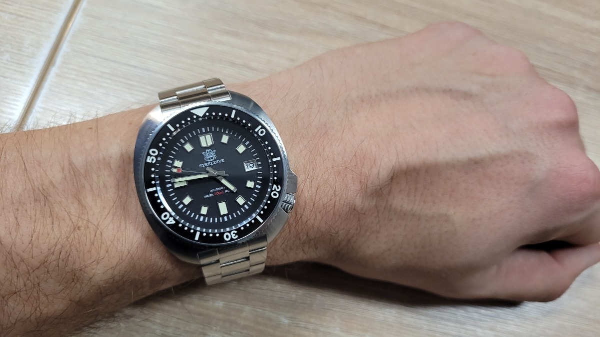 71833170-7b45-49c5-b52e-84c5c7b27555