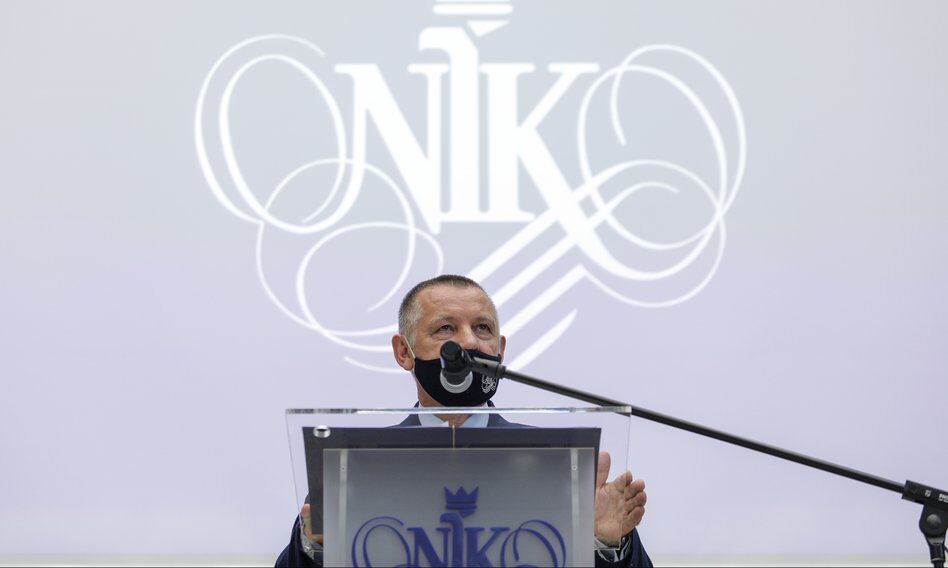 Banaś: Będą zawiadomienia do prokuratury ws. elektrowni w Ostrołęce i oczyszczalni Czajka